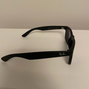 Ray Ban sunglasses. Black frame.